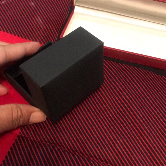 4 for 1 Mini Jewelry boxes - Picture 9 of 11